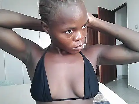 petiteebony 81 online show from February 15, 2026, 7:05 am