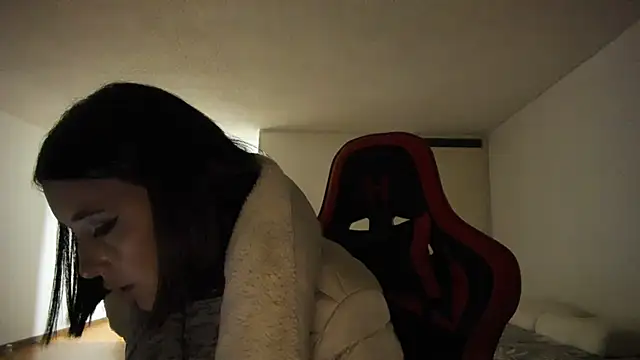 zoe jeane beker online show from December 20, 2024, 2:52 am