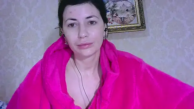 Snapshot of StunnigArt chatting on February 18, 2026, 2:18 am StunnigArt online show from February 18, 2026, 2:18 am