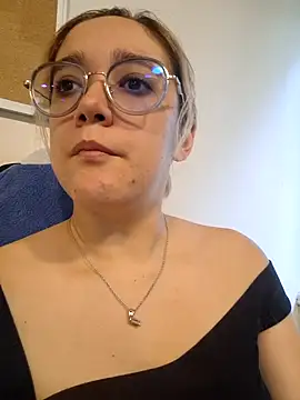 NaomiShimizu online show from March 1, 2026, 7:05 pm