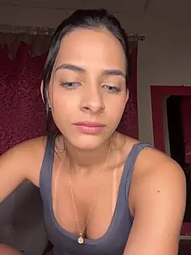 violetta-brown1 online show from December 4, 2025, 2:10 am