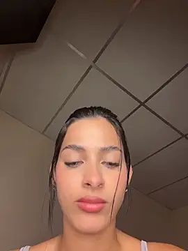 violetta-brown1 online show from February 26, 2026, 3:05 am