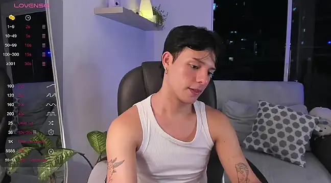 Alexxblue online show from December 6, 2024, 1:07 am