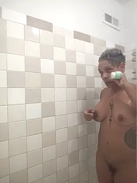 CeceilaMoon online show from February 3, 2026, 4:56 pm