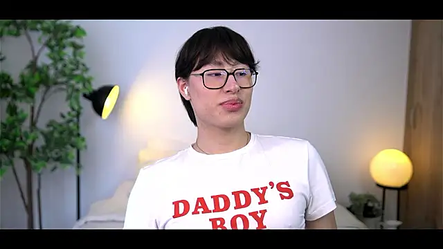 Snapshot of SrLuis18 chatting on February 2, 2026, 9:13 pm SrLuis18 online show from February 2, 2026, 9:13 pm