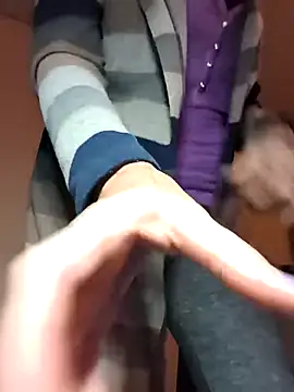 renegade vyxxen online show from February 3, 2026, 2:10 am