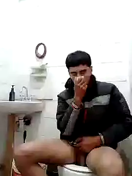 Snapshot of jordirey chatting on December 22, 2024, 10:17 am jordirey online show from December 22, 2024, 10:17 am