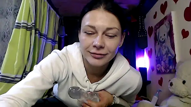 HarleyQuinn 69 online show from January 28, 2025, 7:32 pm