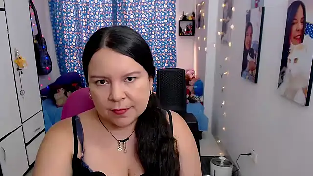 claryssa  online show from September 30, 2025, 8:14 pm