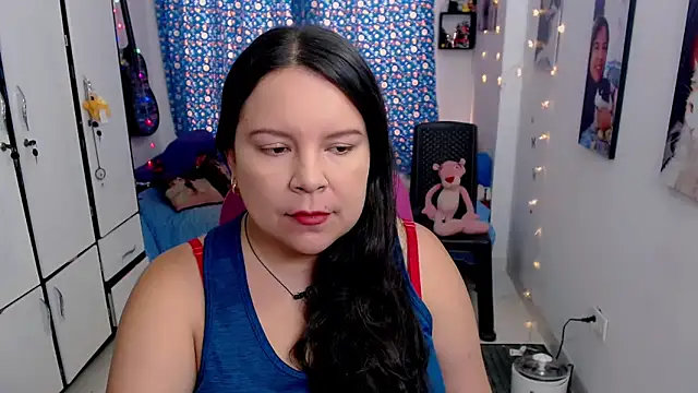 claryssa  online show from October 10, 2025, 6:51 pm