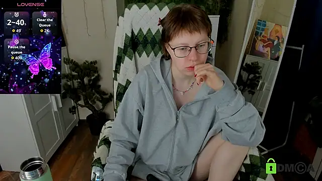 Snapshot of Melissa_Wells chatting on February 15, 2026, 3:58 am Melissa Wells online show from February 15, 2026, 3:58 am