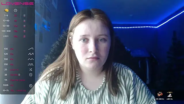 Snapshot of Light_Luna chatting on January 15, 2026, 11:59 am Light Luna online show from January 15, 2026, 11:59 am