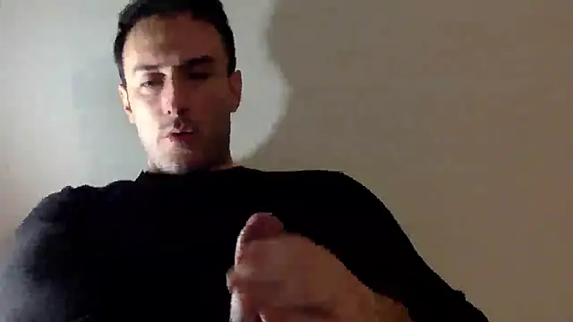 Snapshot of mainnrd chatting on February 28, 2025, 7:46 pm mainnrd online show from February 28, 2025, 7:46 pm