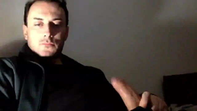 Snapshot of mainnrd chatting on March 1, 2026, 9:28 pm mainnrd online show from March 1, 2026, 9:28 pm