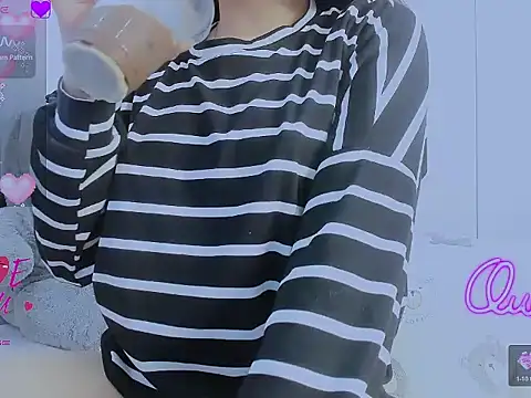 Snapshot of Linh_diudang chatting on February 2, 2026, 2:21 am Linh diudang online show from February 2, 2026, 2:21 am