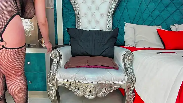 Janna Rousse  online show from November 12, 2025, 12:27 pm