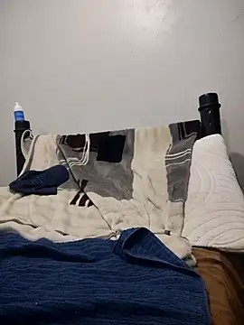 Potro23hotzen online show from February 27, 2026, 5:24 pm