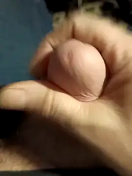 Snapshot of massive_cum chatting on February 1, 2026, 8:02 am massive cum online show from February 1, 2026, 8:02 am