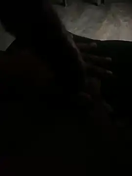 Snapshot of Gvngdvbbs chatting on November 15, 2025, 7:43 pm Gvngdvbbs online show from November 15, 2025, 7:43 pm