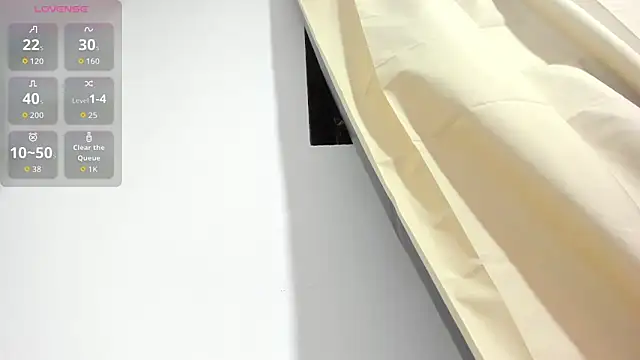 Snapshot of Kylie2211 chatting on February 27, 2026, 11:49 pm Kylie2211 online show from February 27, 2026, 11:49 pm