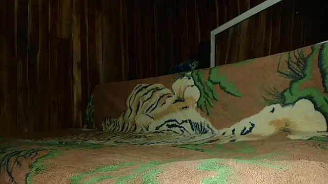 Snapshot of DEMARCOUS_NM chatting on November 6, 2025, 1:23 pm DEMARCOUS NM online show from November 6, 2025, 1:23 pm