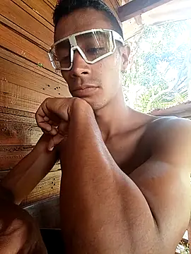 Snapshot of DEMARCOUS_NM chatting on February 26, 2026, 6:40 pm DEMARCOUS NM online show from February 26, 2026, 6:40 pm