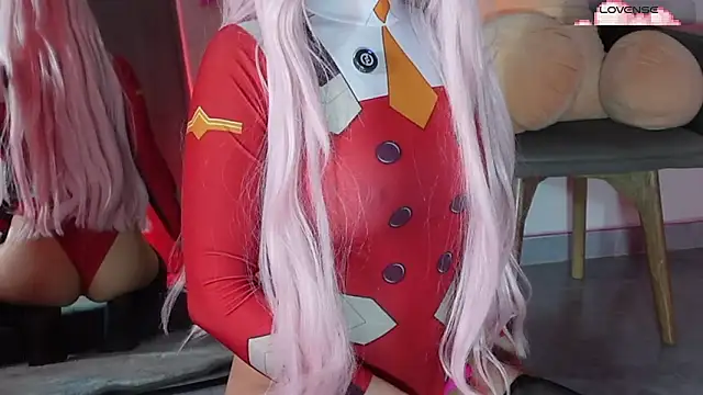 loIijanne online show from February 27, 2026, 12:10 am