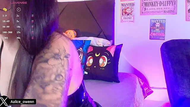 Aliceowenn online show from February 24, 2026, 11:03 pm