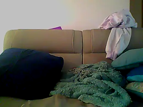 Skater29xx2 online show from February 13, 2025, 9:17 pm