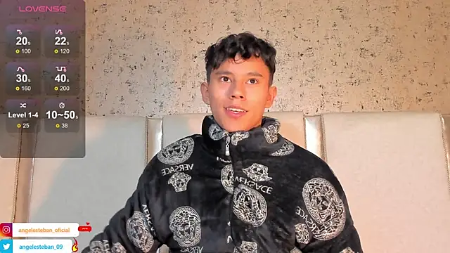 Snapshot of Angel_esteban_fx chatting on February 13, 2025, 7:03 am Angel esteban fx online show from February 13, 2025, 7:03 am