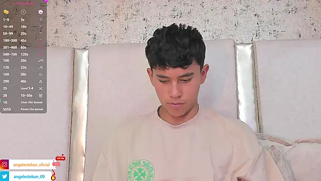 Snapshot of Angel_esteban_fx chatting on February 20, 2025, 9:55 am Angel esteban fx online show from February 20, 2025, 9:55 am