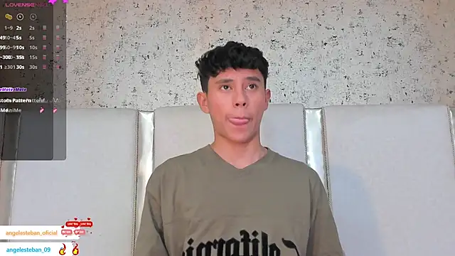 Snapshot of Angel_esteban_fx chatting on February 23, 2025, 6:49 am Angel esteban fx online show from February 23, 2025, 6:49 am