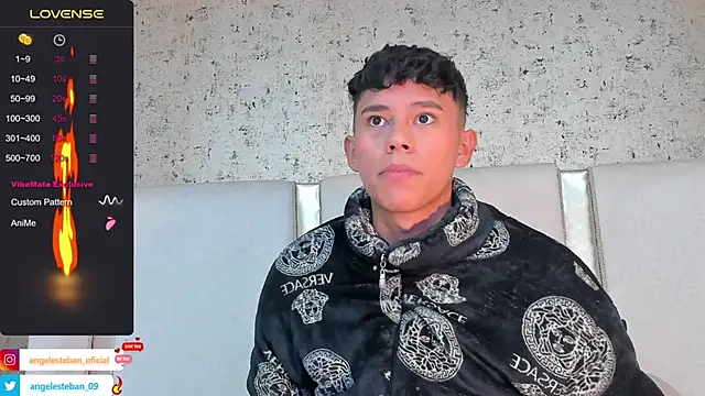 Snapshot of Angel_esteban_fx chatting on March 6, 2025, 3:46 am Angel esteban fx online show from March 6, 2025, 3:46 am