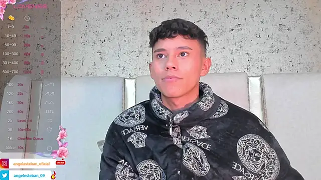 Snapshot of Angel_esteban_fx chatting on March 7, 2025, 6:57 am Angel esteban fx online show from March 7, 2025, 6:57 am