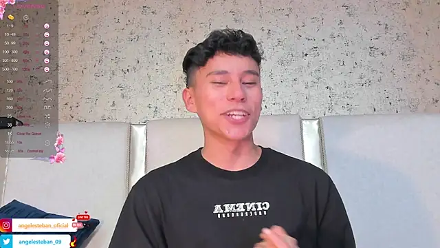 Snapshot of Angel_esteban_fx chatting on March 15, 2025, 6:58 am Angel esteban fx online show from March 15, 2025, 6:58 am