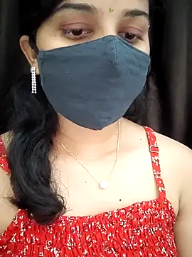 Snapshot of Angleannie chatting on December 3, 2025, 5:33 pm Angleannie online show from December 3, 2025, 5:33 pm