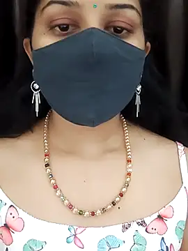 Snapshot of Angleannie chatting on December 21, 2025, 5:31 pm Angleannie online show from December 21, 2025, 5:31 pm