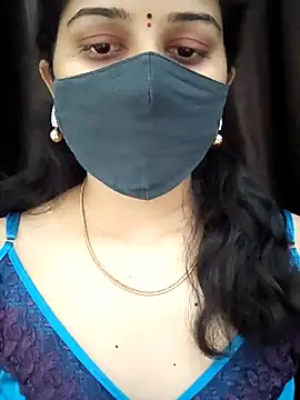 Snapshot of Angleannie chatting on January 7, 2026, 6:21 pm Angleannie online show from January 7, 2026, 6:21 pm