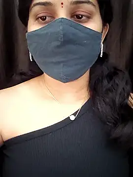 Snapshot of Angleannie chatting on January 13, 2026, 7:08 pm Angleannie online show from January 13, 2026, 7:08 pm