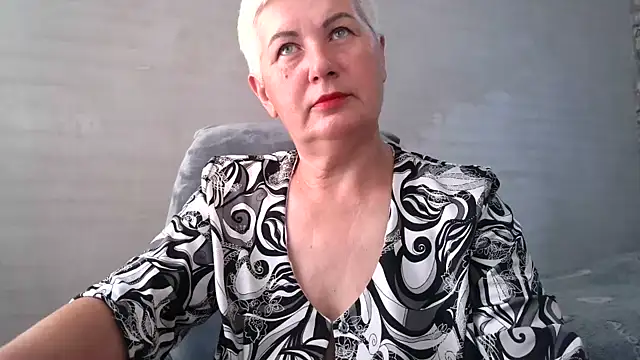 Snapshot of NicoleOlla chatting on September 26, 2025, 1:53 am NicoleOlla online show from September 26, 2025, 1:53 am