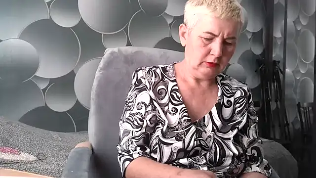 Snapshot of NicoleOlla chatting on October 8, 2025, 6:55 am NicoleOlla online show from October 8, 2025, 6:55 am