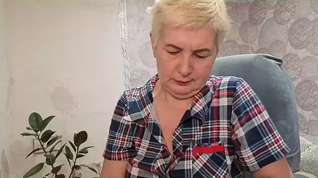 Snapshot of NicoleOlla chatting on November 5, 2025, 2:55 am NicoleOlla online show from November 5, 2025, 2:55 am