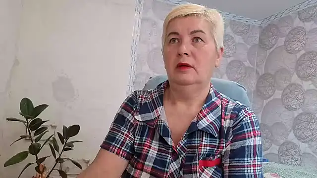 Snapshot of NicoleOlla chatting on November 7, 2025, 3:39 am NicoleOlla online show from November 7, 2025, 3:39 am