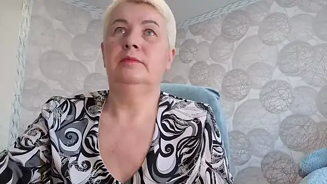 Snapshot of NicoleOlla chatting on February 15, 2026, 2:52 am NicoleOlla online show from February 15, 2026, 2:52 am