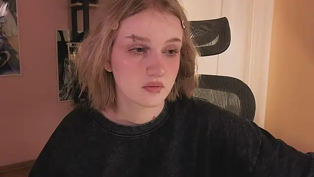 ELLIEJAY online show from January 17, 2026, 5:34 am