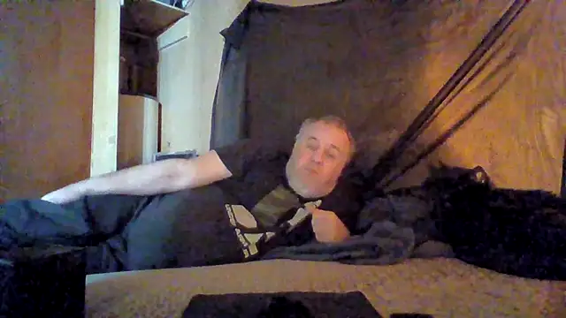 Nightshade7712 online show from February 15, 2026, 10:06 pm