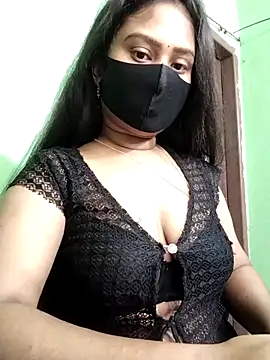 Idhika Paul online show from February 9, 2026, 11:36 am