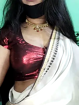 Idhika Paul online show from February 23, 2026, 12:19 am