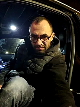 robertilevis online show from January 15, 2025, 6:19 pm