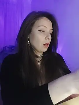 Snapshot of Kimiechanuwu chatting on February 26, 2026, 6:18 pm Kimiechanuwu online show from February 26, 2026, 6:18 pm